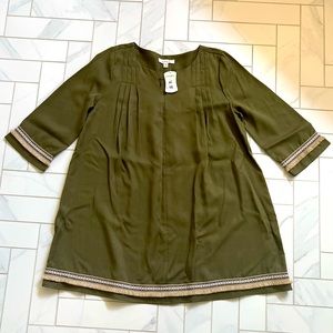 NWT, ILLA ILLA Shift Dress, green, size M